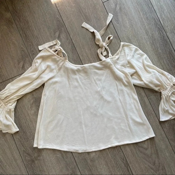 Others Follow Self Tie Cold  Shoulder Ruffle Sleeve Blouse - Picture 11 of 13